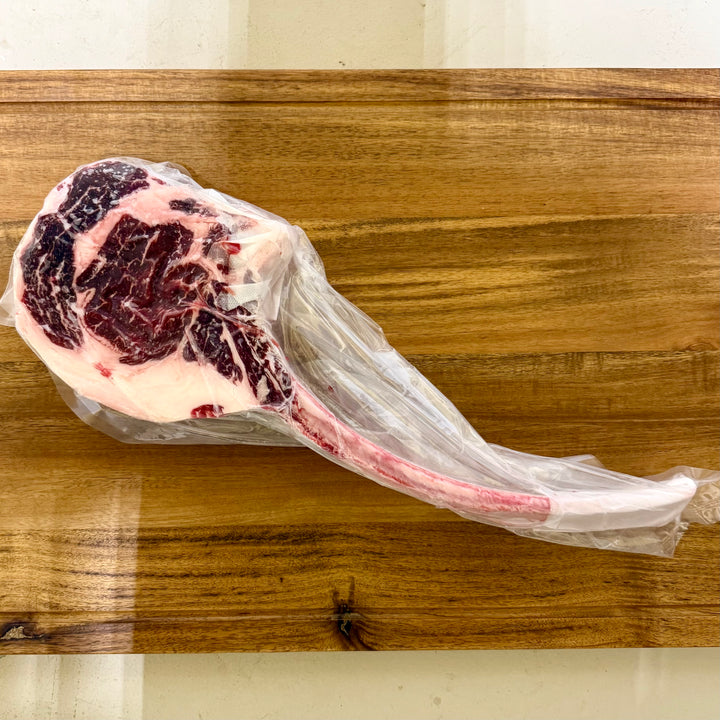 Tomahawk Steak